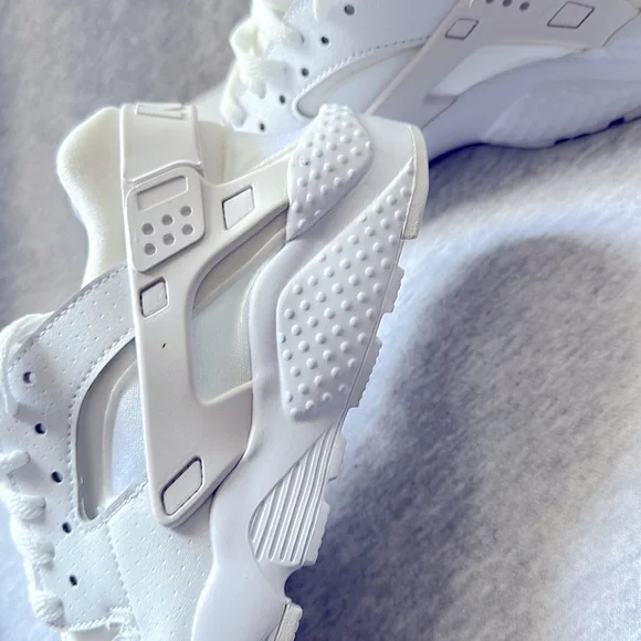 Nike Air Huarache Run White Pure Platinum (GS) - Picture 7 of 8